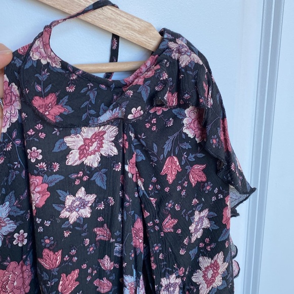 BNWT Floral Dress 🌸 - Picture 4 of 8